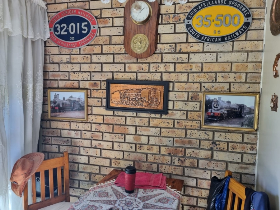 2 Bedroom Property for Sale in Uitsig Free State